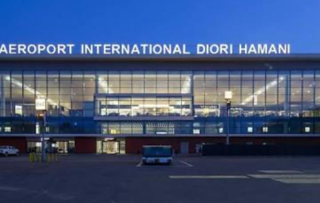 Niger: le groupe État islamique revendique l'attaque de l'aéroport de Niamey