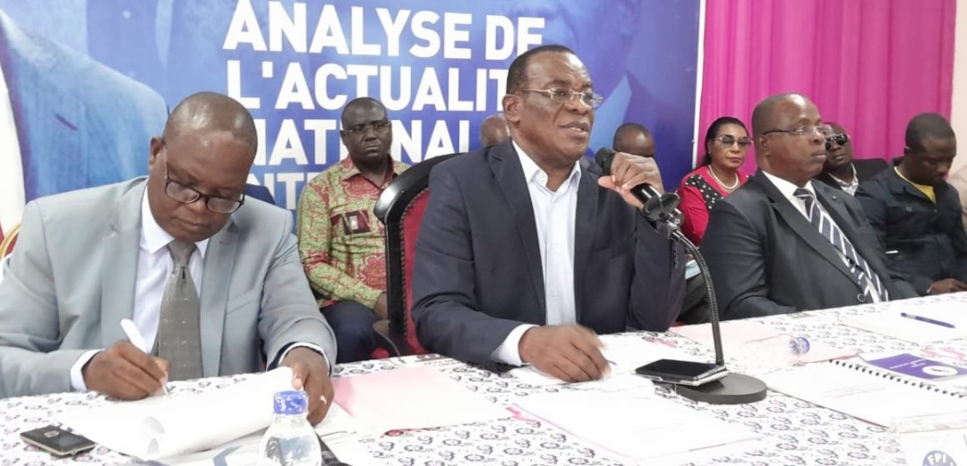 Affi prend les commandes d’une coalition de l’opposition ivoirienne restructurée