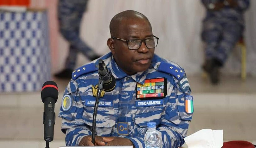 Côte d'Ivoire: le Général Apalo maintenu à la tête de la gendarmerie nationale pour un an (Décret)