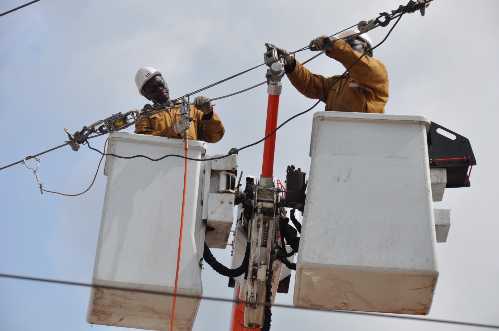 Réseau HTB : la CIE finalise les travaux de renforcement à Abidjan Sud