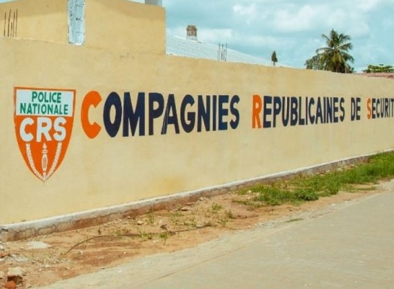 Côte d’Ivoire : à San-Pedro, des jeunes manifestent contre la CRS après la mort d’un jeune