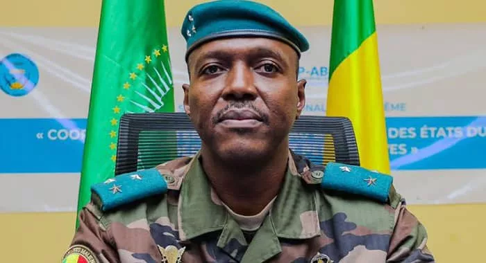 Presse : l'hebdomaire Jeune Afrique interdit de diffusion au Mali