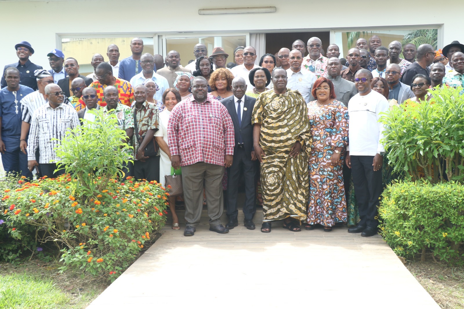 Côte d’Ivoire : des parlementaires du RHDP en immersion dans la région du Moronou