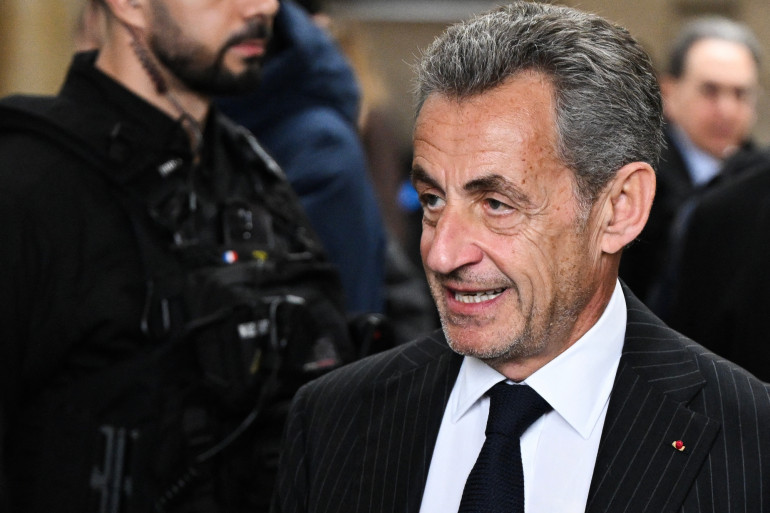 France : Nicolas Sarkozy condamné à un an de prison ferme sous bracelet électronique