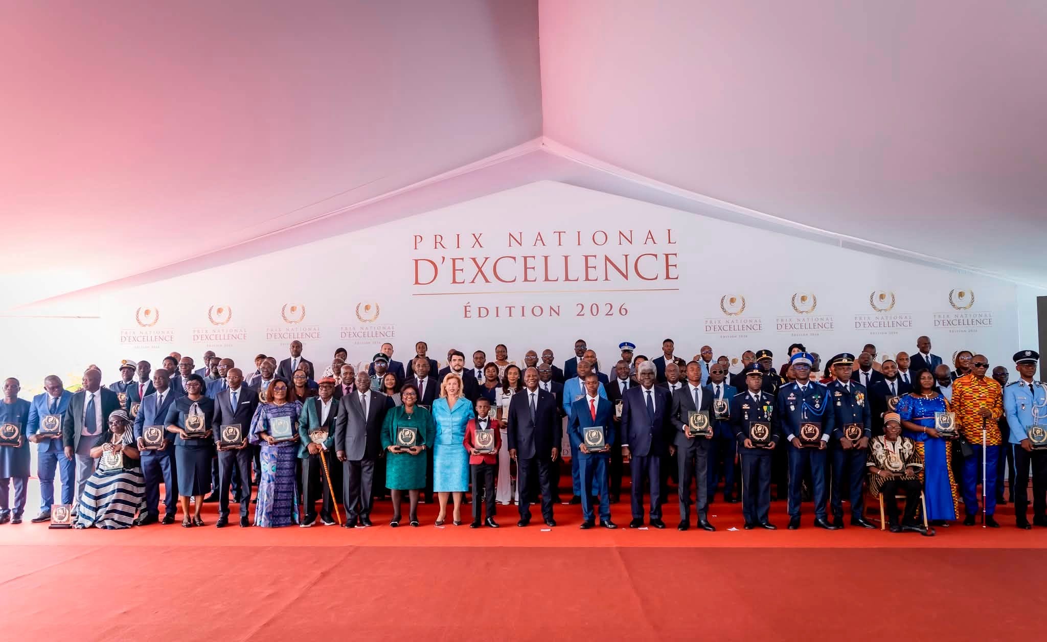 Prix national d’excellence 2026 : 80 lauréats distingués par Alassane Ouattara