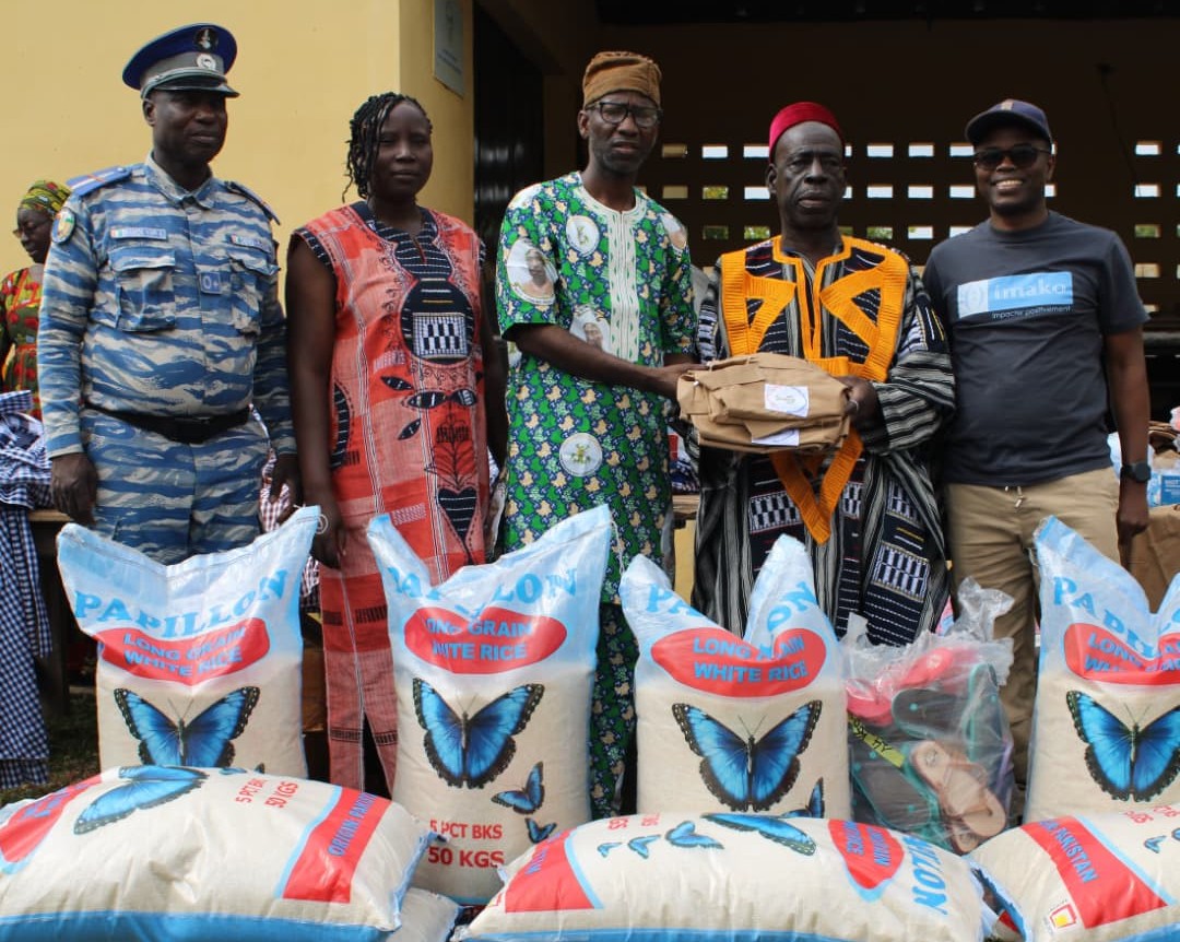 La Fondation Tchépé en campagne de distribution de kits scolaires dans l’extrême nord ivoirien