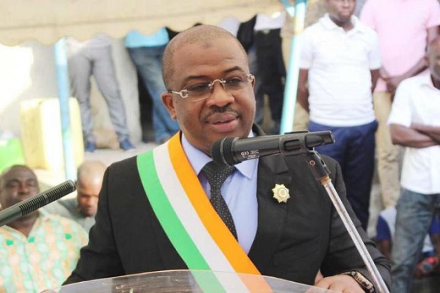 Côte d’Ivoire : un cadre du parti au pouvoir condamné à six mois de prison